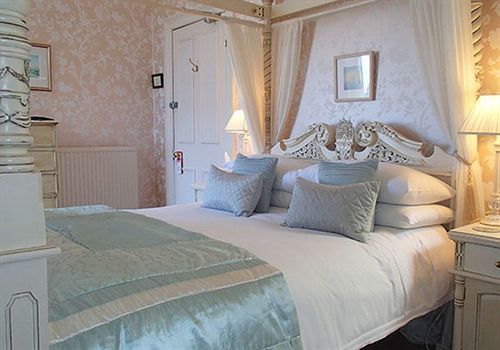 Highcliffe House 5* Lynton