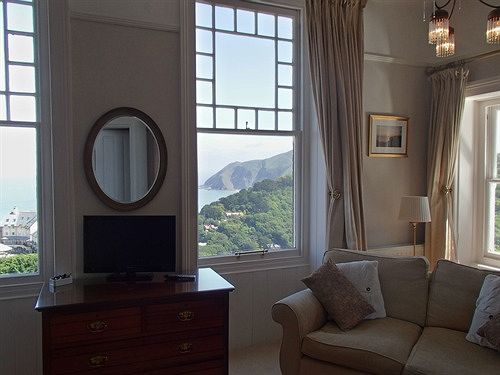 Highcliffe House Bed & Breakfast