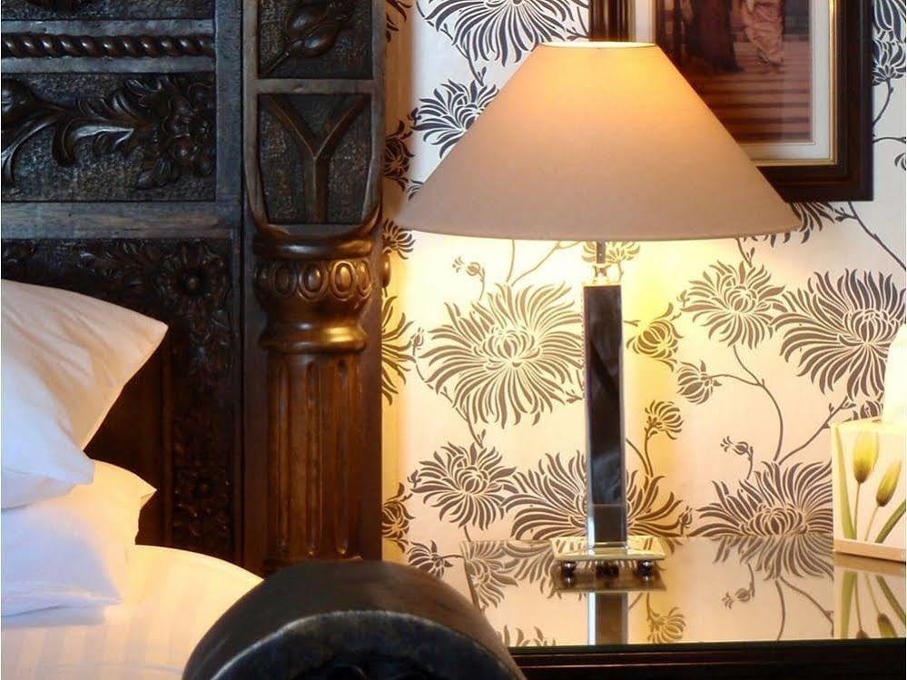 Highcliffe House 5* Lynton